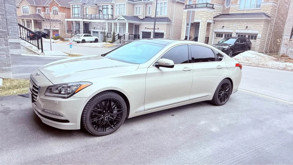 2015 Hyundai Genesis - Image 2 of 9