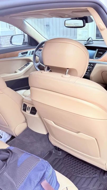 2015 Hyundai Genesis - Image 9 of 9