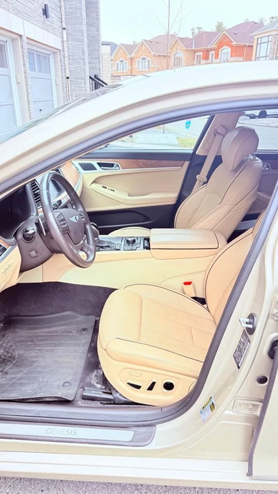 2015 Hyundai Genesis - Image 6 of 9