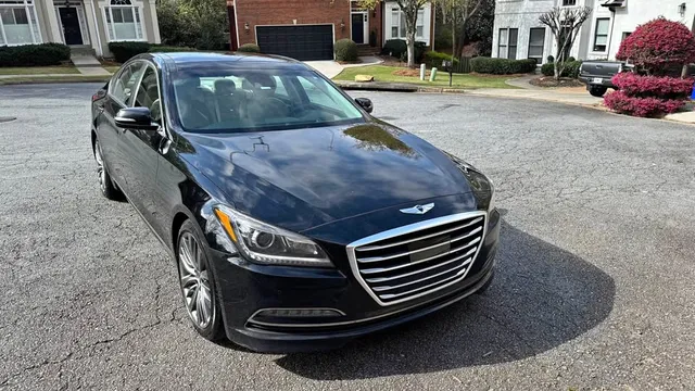 2015 Hyundai Genesis 5.0L V8 Ultimate Package