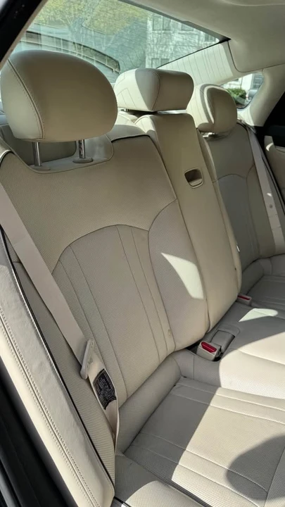 2015 Hyundai Genesis - Image 7 of 10