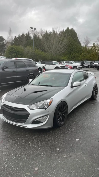 2015 Hyundai Genesis Coupe - Image 2 of 6
