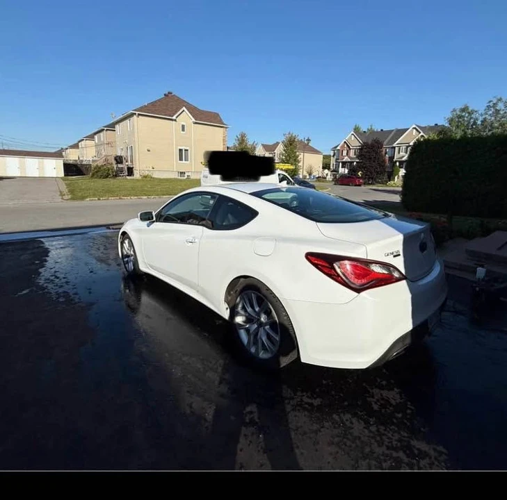 2015 Hyundai Genesis Coupe - Image 2 of 10