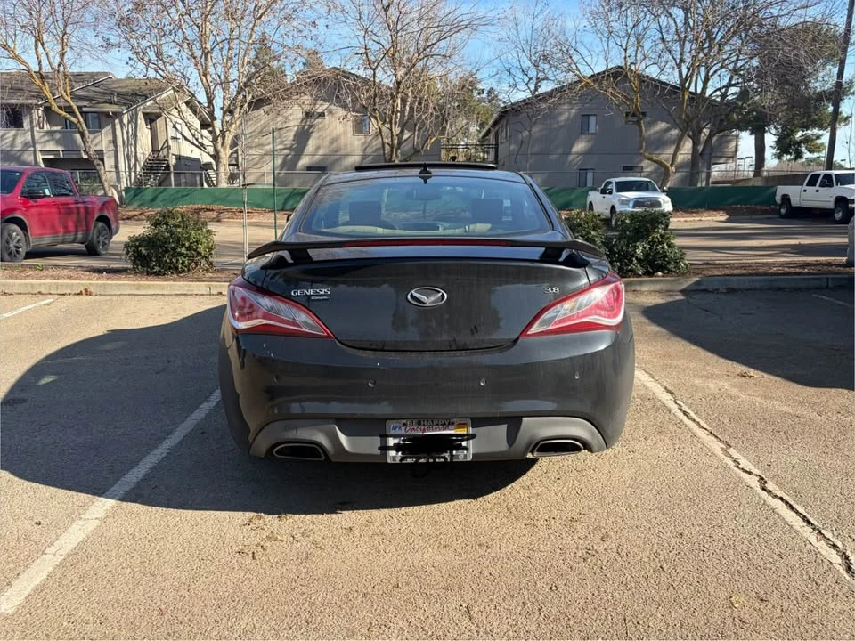2015 Hyundai Genesis Coupe - Image 7 of 8