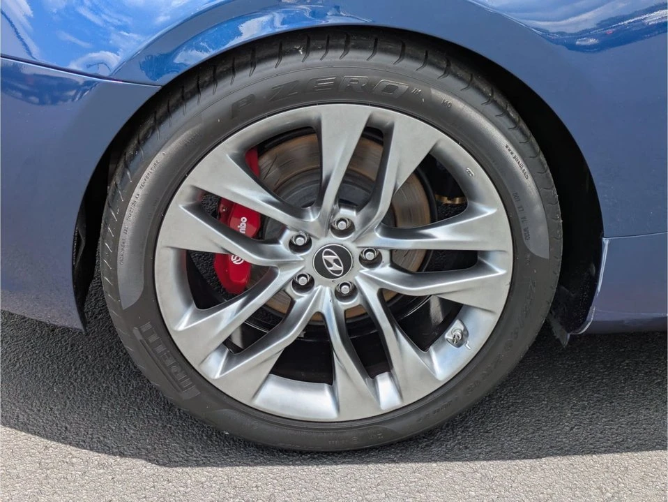 2015 Hyundai Genesis Coupe - Image 10 of 20