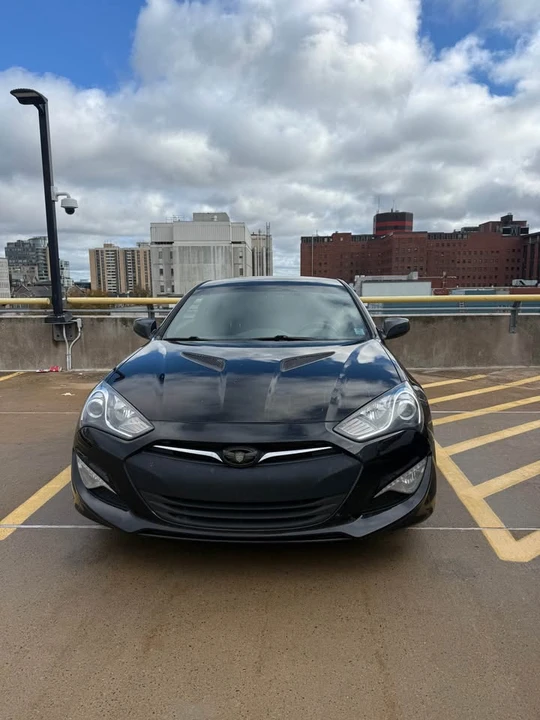 2015 Hyundai Genesis Coupe - Image 3 of 10