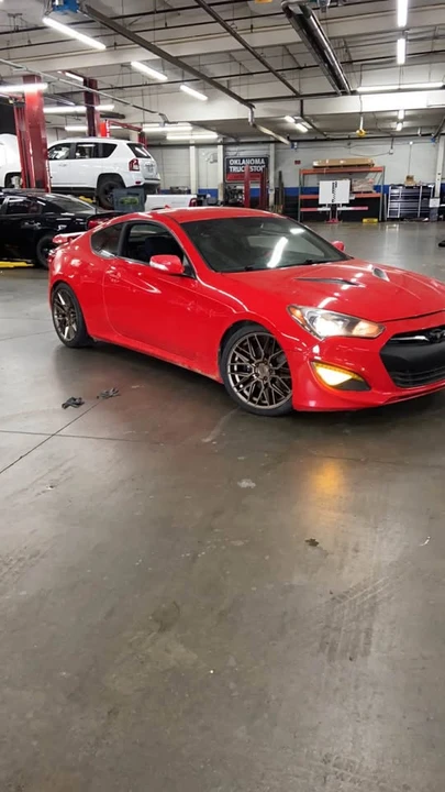 2015 Hyundai Genesis Coupe - Image 6 of 6