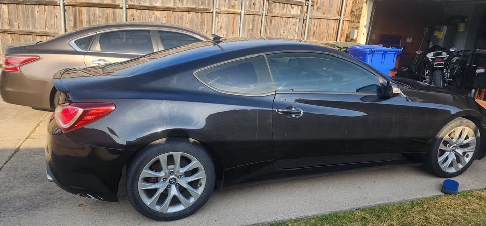 2015 Hyundai Genesis Coupe - Image 4 of 9