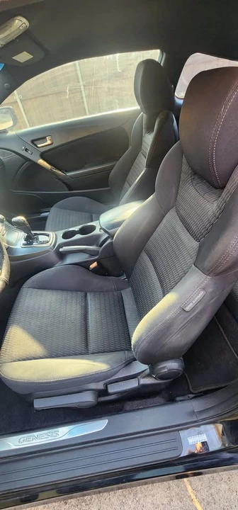 2015 Hyundai Genesis Coupe - Image 9 of 9