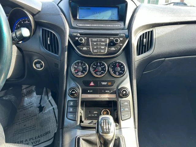 2015 Hyundai Genesis Coupe - Image 11 of 13