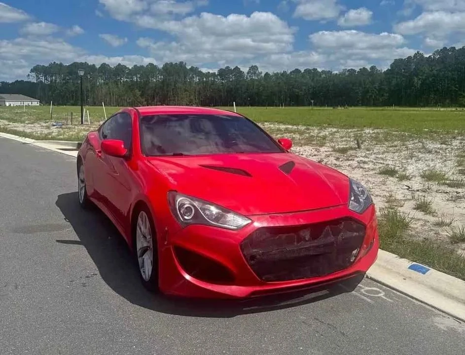 2015 Hyundai Genesis Coupe - Image 2 of 7
