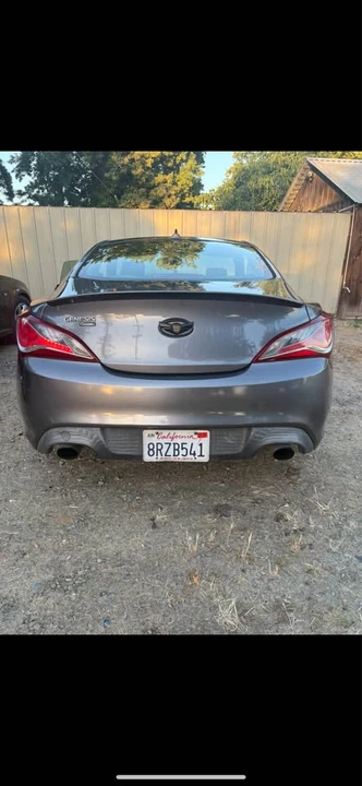 2015 Hyundai Genesis Coupe - Image 2 of 7