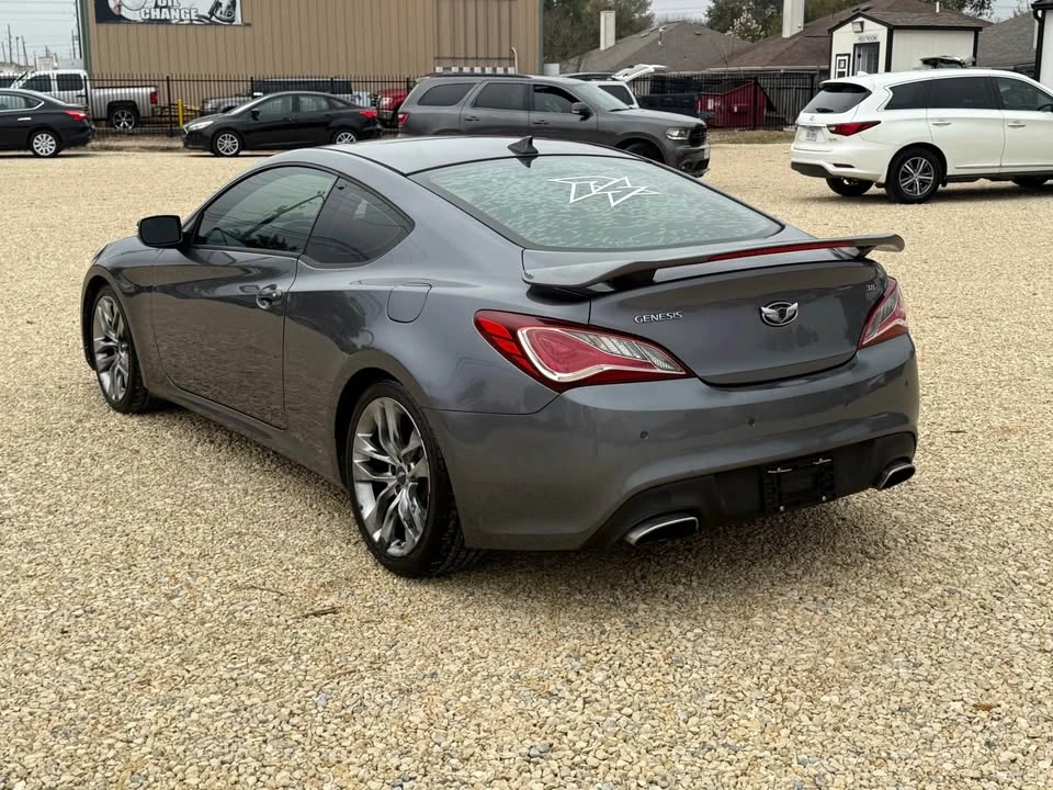 2015 Hyundai Genesis Coupe - Image 8 of 20