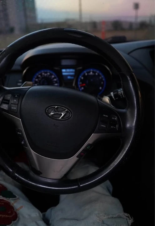 2015 Hyundai Genesis Coupe - Image 14 of 20