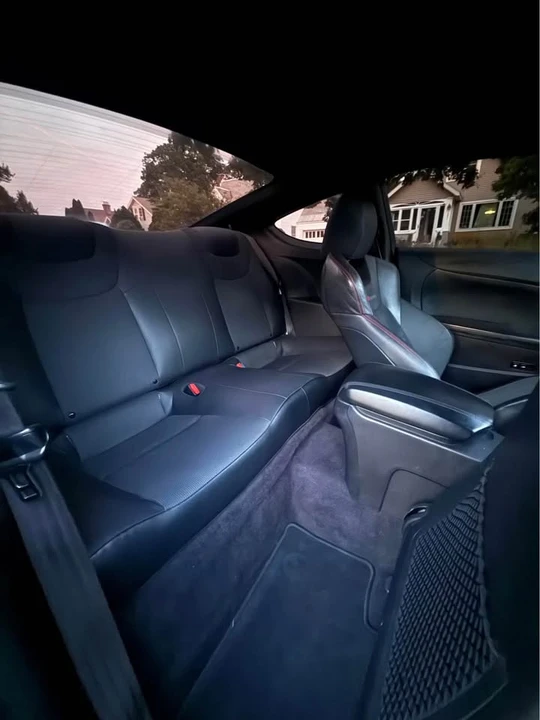 2015 Hyundai Genesis Coupe - Image 13 of 15