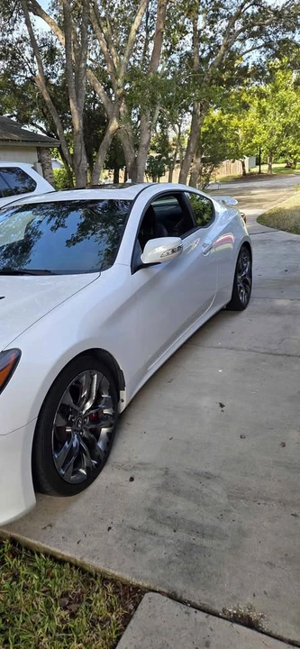 2015 Hyundai Genesis Coupe - Image 10 of 10