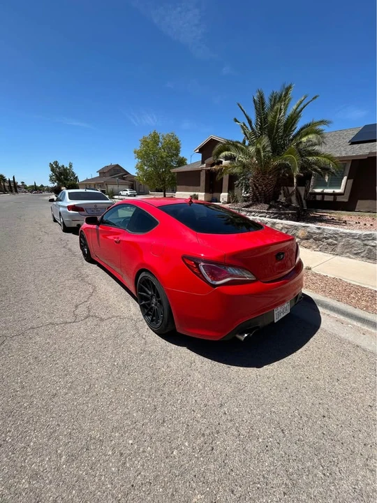 2015 Hyundai Genesis Coupe - Image 4 of 8