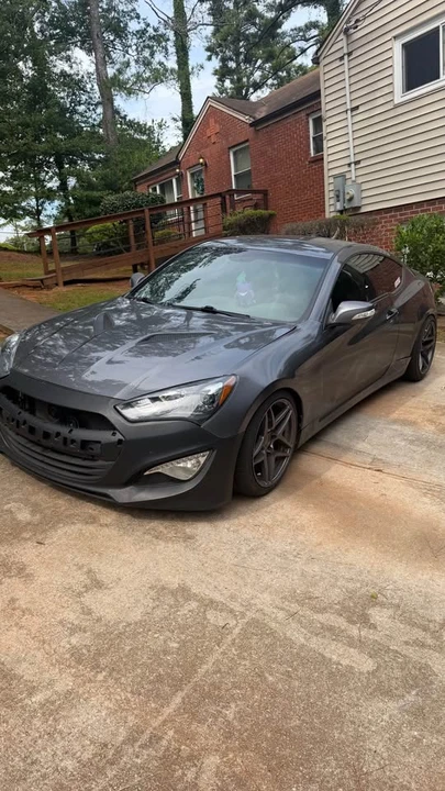 2015 Hyundai Genesis Coupe - Image 2 of 13