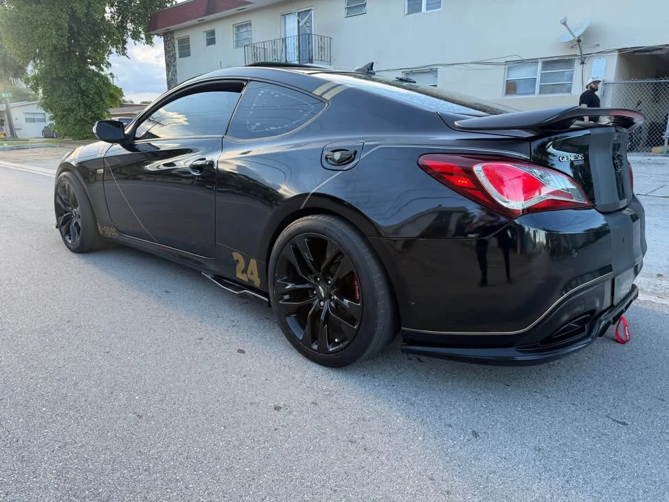 2015 Hyundai Genesis Coupe - Image 4 of 14