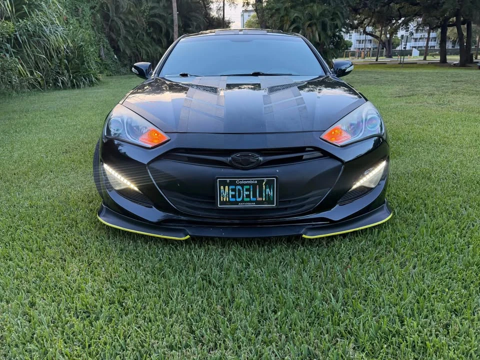 2015 Hyundai Genesis Coupe - Image 14 of 18