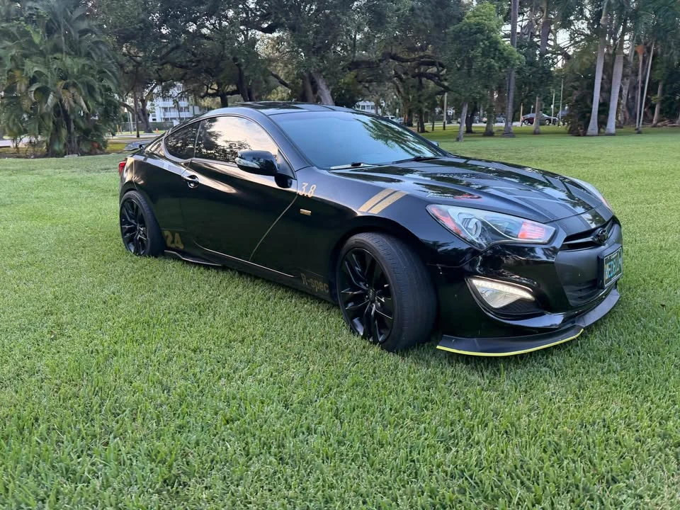 2015 Hyundai Genesis Coupe - Image 3 of 18