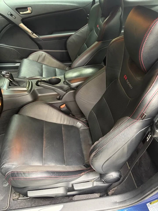 2015 Hyundai Genesis Coupe - Image 17 of 20