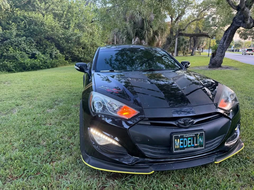 2015 Hyundai Genesis Coupe - Image 3 of 17