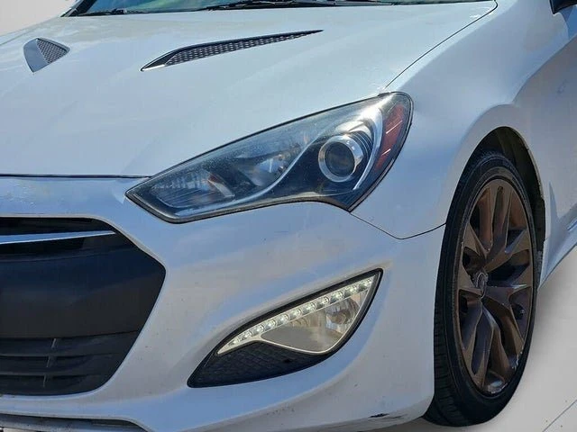 2015 Hyundai Genesis Coupe - Image 8 of 20