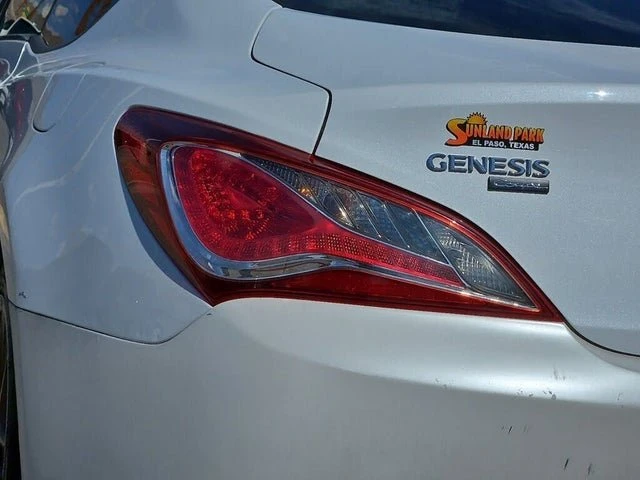 2015 Hyundai Genesis Coupe - Image 10 of 20