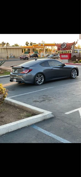 2015 Hyundai Genesis Coupe - Image 5 of 7