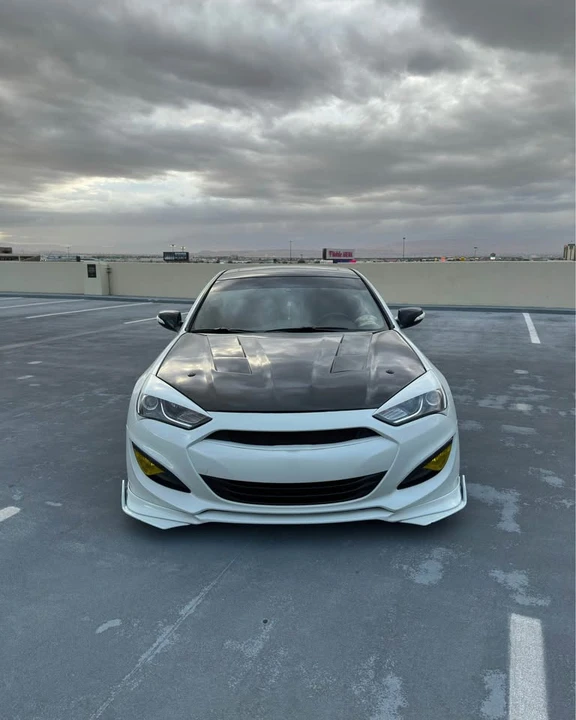 2015 Hyundai Genesis Coupe - Image 2 of 20