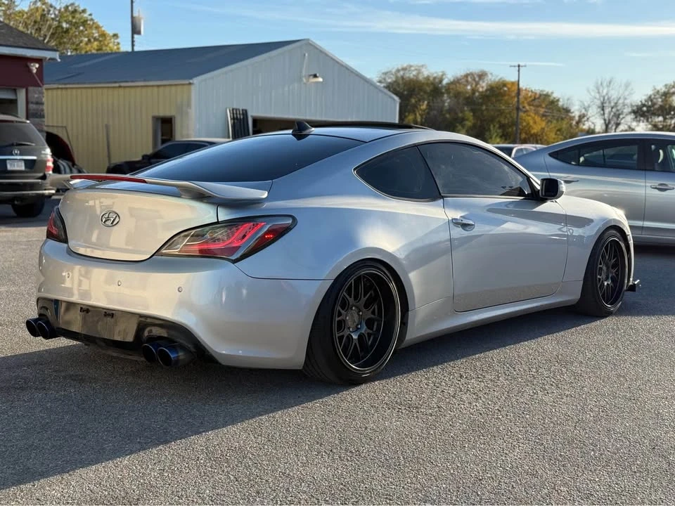 2015 Hyundai Genesis Coupe - Image 5 of 20