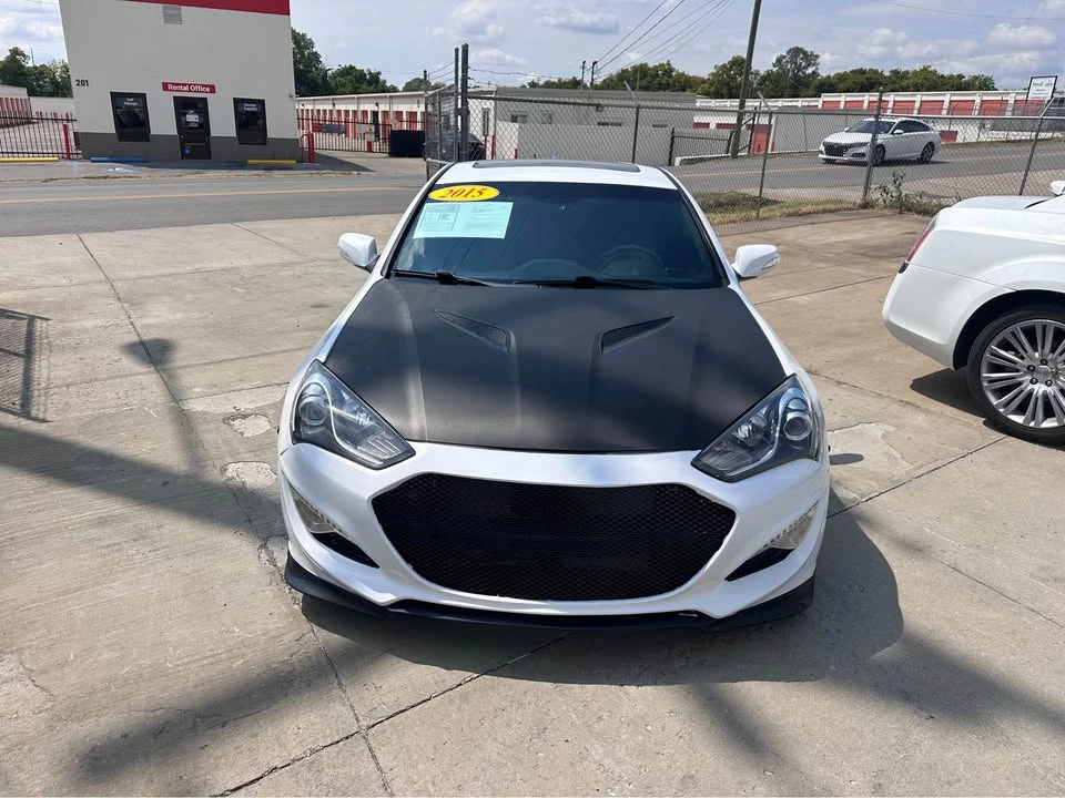 2015 Hyundai Genesis Coupe - Image 3 of 8