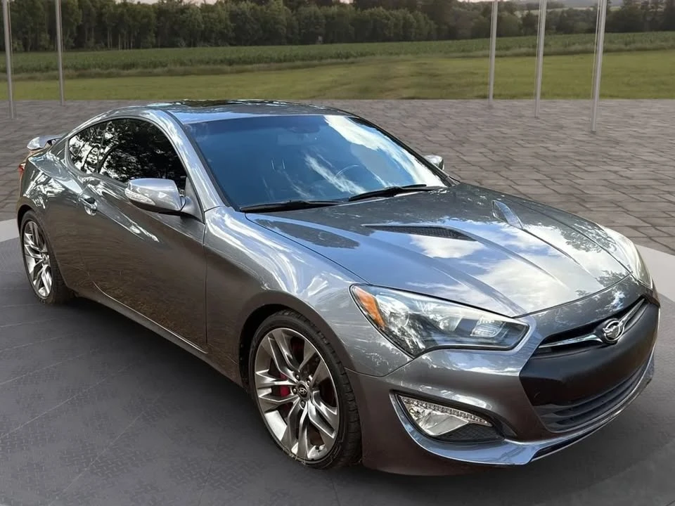 2015 Hyundai Genesis Coupe - Image 7 of 10