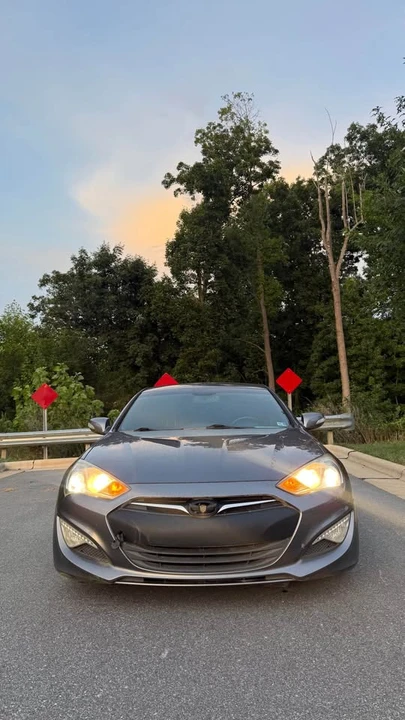 2015 Hyundai Genesis Coupe - Image 3 of 12