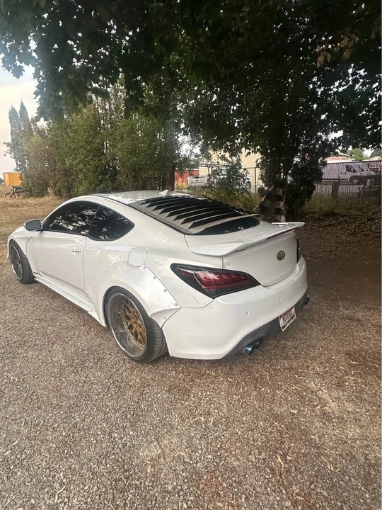 2015 Hyundai Genesis Coupe - Image 6 of 16