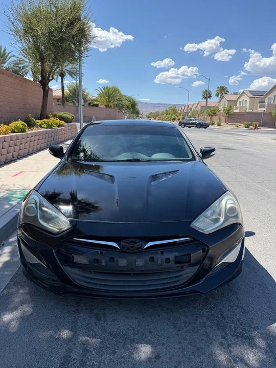 2015 Hyundai Genesis Coupe - Image 3 of 14