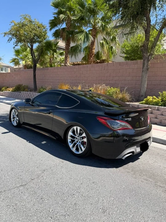 2015 Hyundai Genesis Coupe - Image 4 of 14