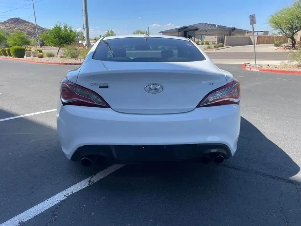 2015 Hyundai Genesis Coupe - Image 6 of 13