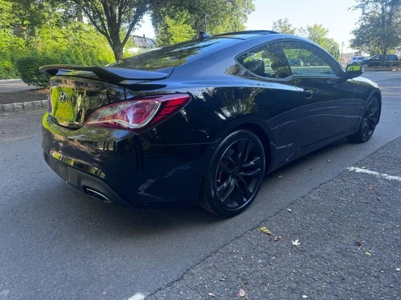 2015 Hyundai Genesis Coupe - Image 7 of 12