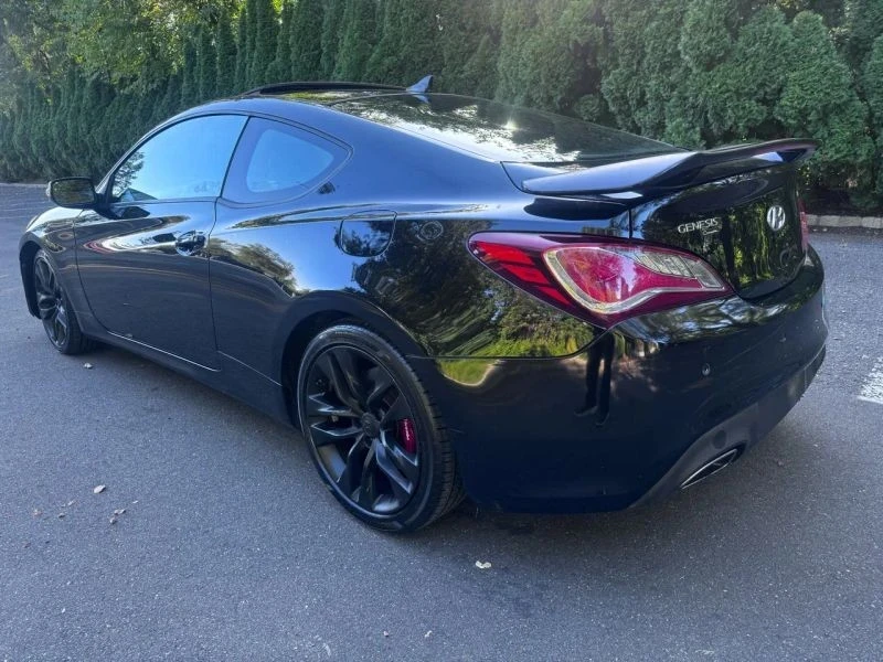 2015 Hyundai Genesis Coupe - Image 5 of 12