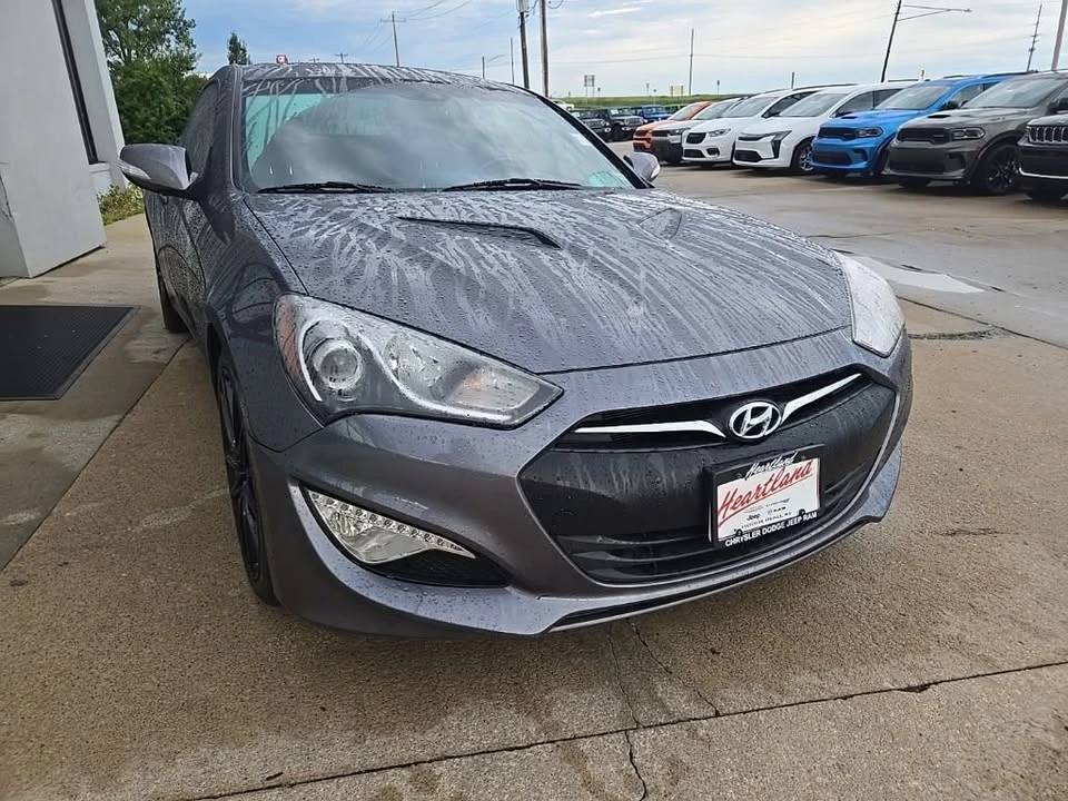 2015 Hyundai Genesis Coupe - Image 7 of 17