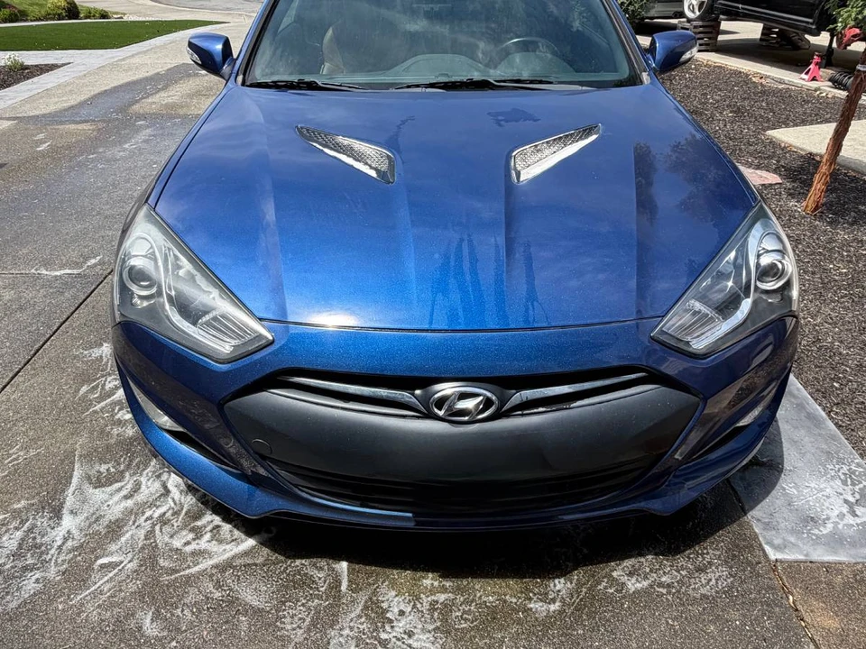 2015 Hyundai Genesis Coupe - Image 11 of 15