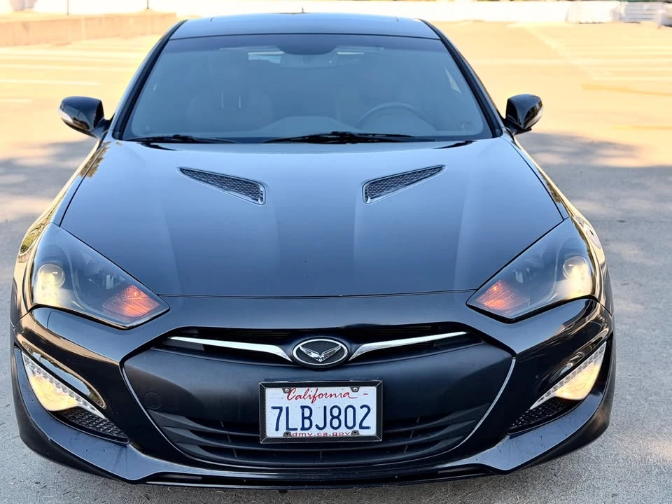 2015 Hyundai Genesis Coupe - Image 2 of 20