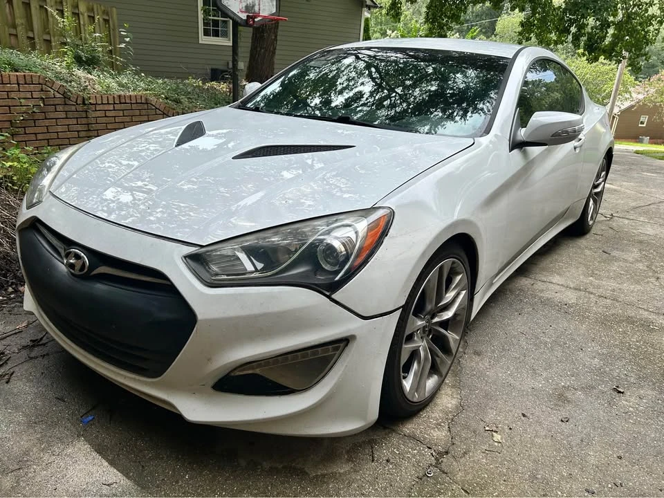 2015 Hyundai Genesis Coupe - Image 7 of 12