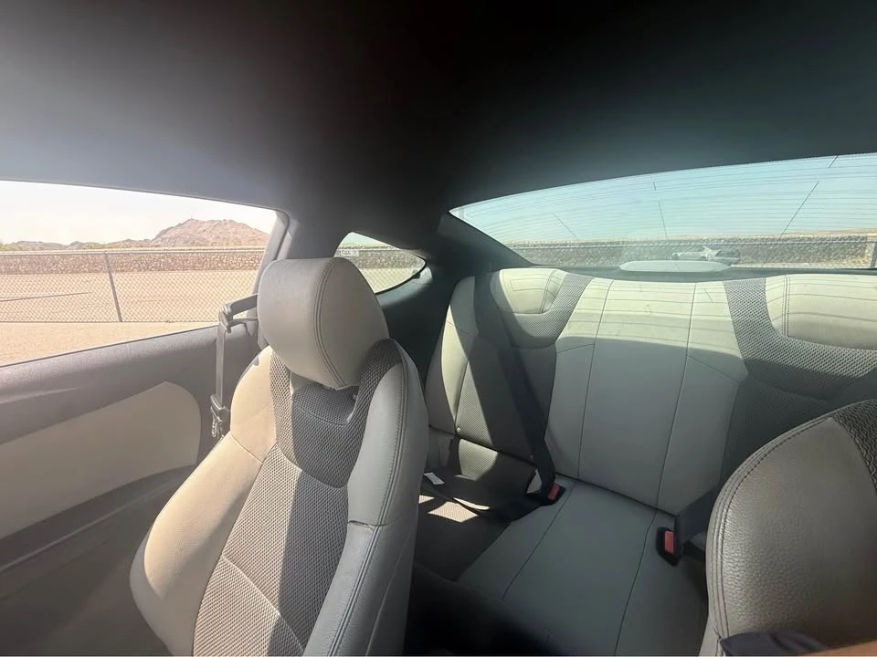 2015 Hyundai Genesis Coupe - Image 8 of 8