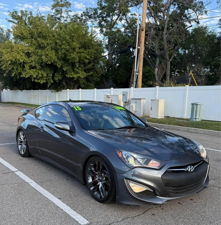 2015 Hyundai Genesis Coupe - Image 3 of 11