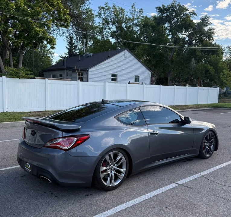 2015 Hyundai Genesis Coupe - Image 5 of 11