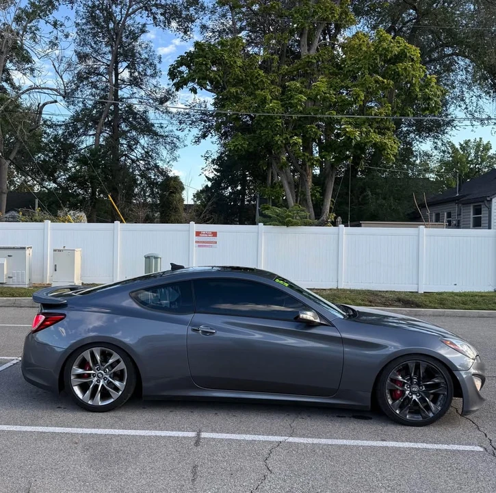 2015 Hyundai Genesis Coupe - Image 4 of 11