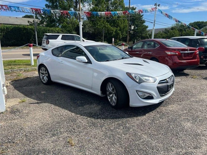 2015 Hyundai Genesis Coupe - Image 3 of 13